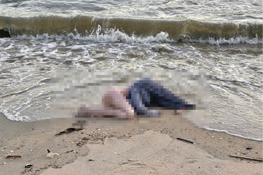 Људи на плажи мислили да су видели мртву жену а онда је полиција решила мистерију!