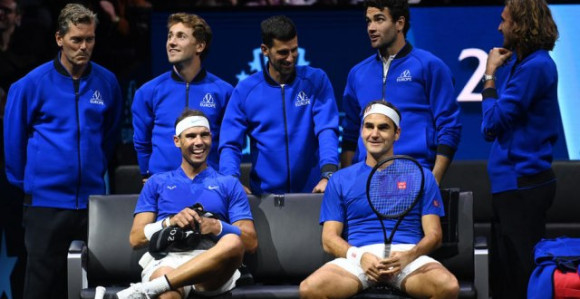 Federer se porazom, u velikom stilu, oprostio od tenisa