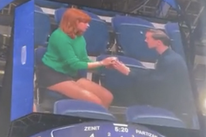 Zaprosio djevojku na utakmici pa se razočarao (VIDEO)