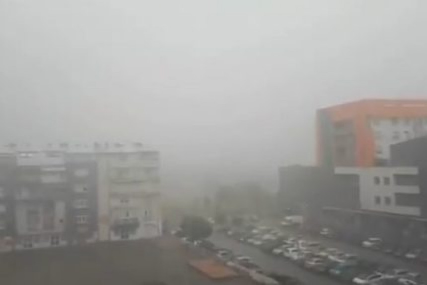 Nezapamćena oluja pogodila pojedine dijelove Srbije