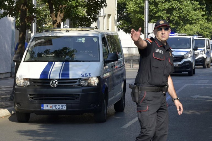Ухапшене 24 особе у ЦГ због утаје 400.000 евра пореза