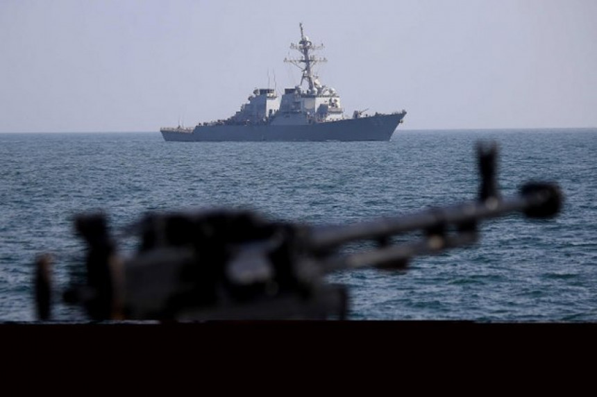 Stiže najmoćniji Američki brod: Kina ga drži na oku