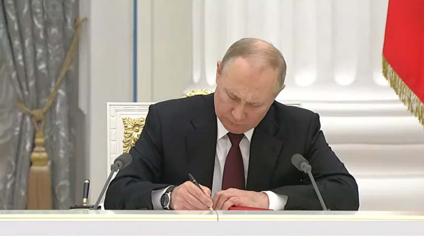 Путин потписује: Русија добија још 4 дијела Украјине