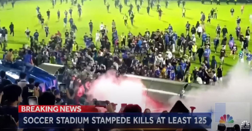 Poginulo više od 30 djece u stampedu na stadionu (VIDEO)