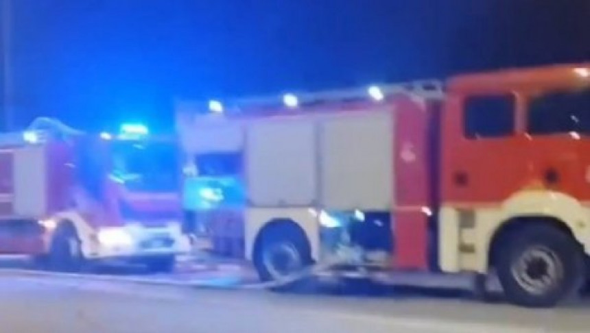 Lokalizovan požar na Novom Beogradu, nema povrijeđenih