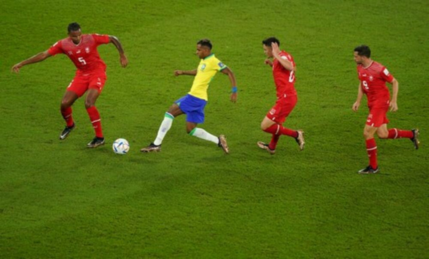 Фудбалери Бразила обрадовали Србију и срушили Швајцарску