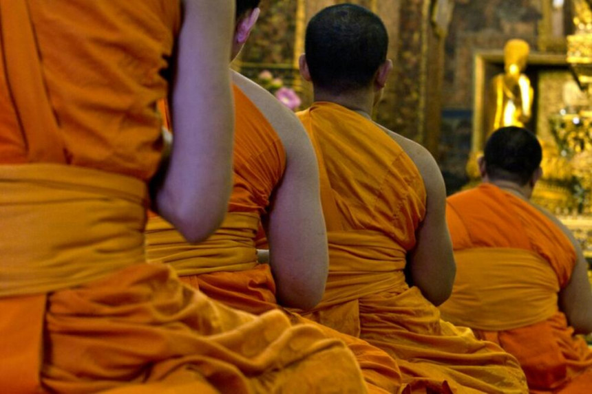 Budistički monasi pozitivni na drogu- hram ostao prazan!