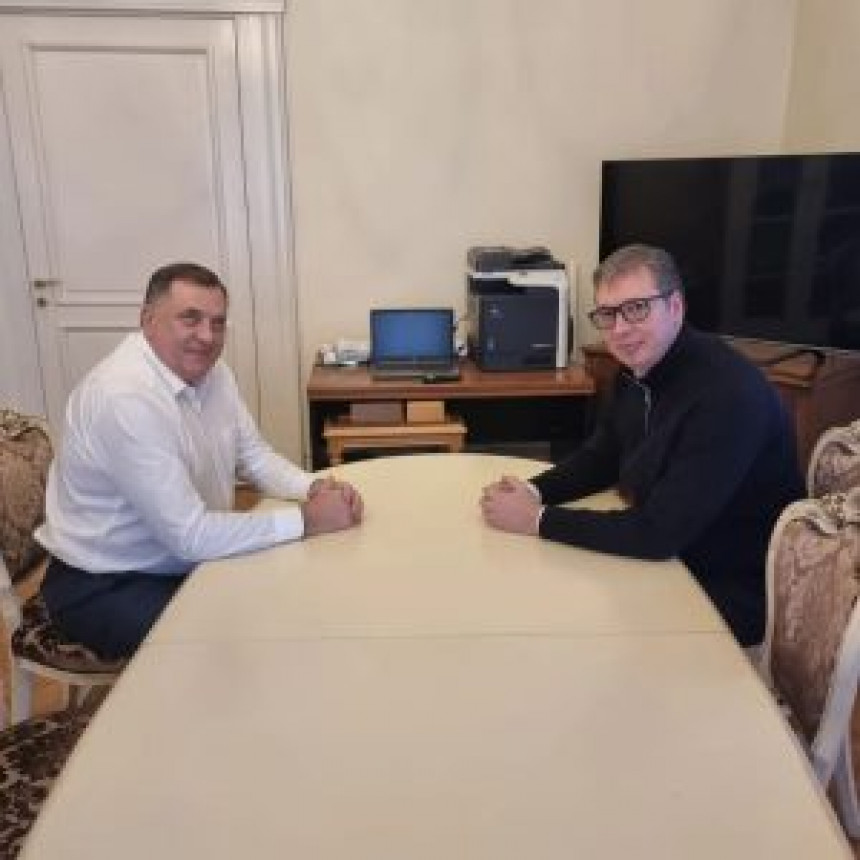 Вучић најавио посјету и помоћ сиромашним општинама у Републици Српској