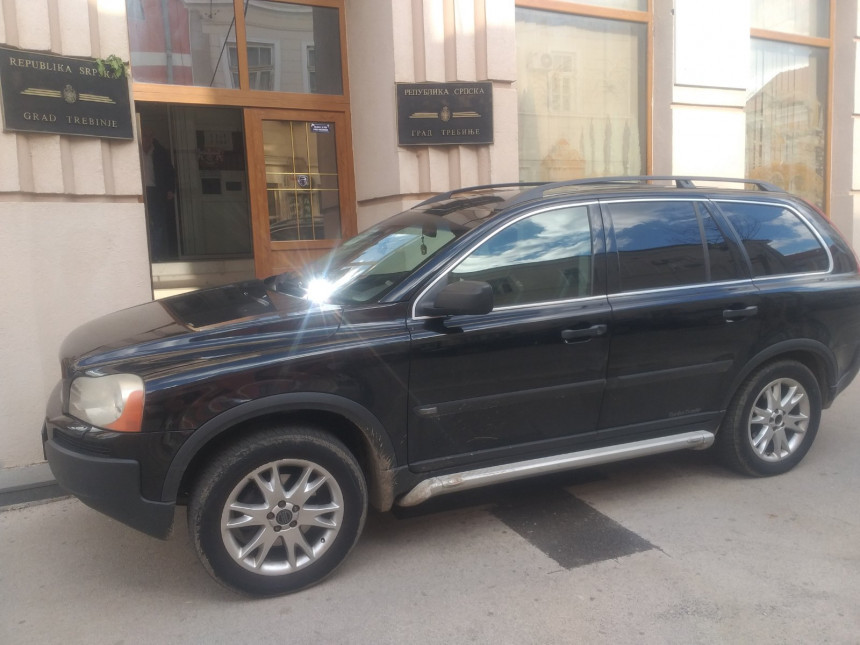 Полиција одузела Вукановићу аутомобил