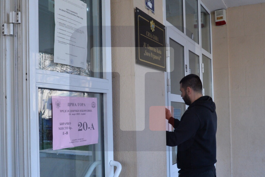 U Crnoj Gori danas izbori, bira se predsjednik države