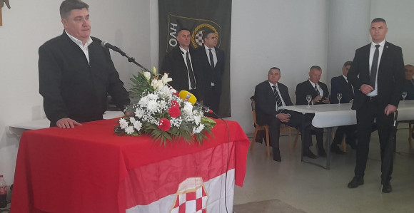 Милановић стигао у Републику Српску и одликовао103. бригаду ХВО у Дервенти?! "Знамо шта је наше" тврди Милановић