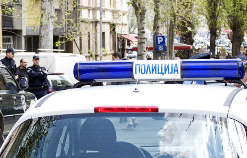 Дојаве на више локација у Новом Саду и Београду