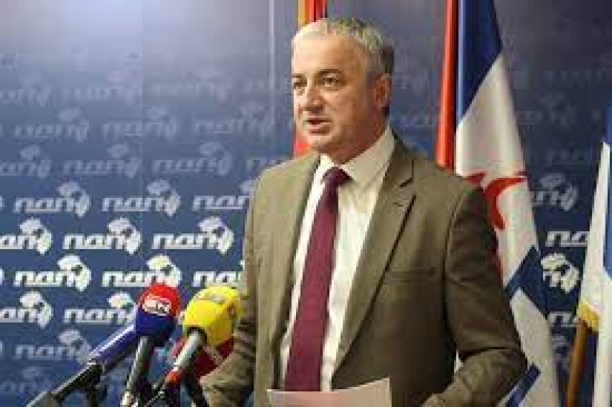 Повећање буџета БиХ служи прво за бахаћење власти