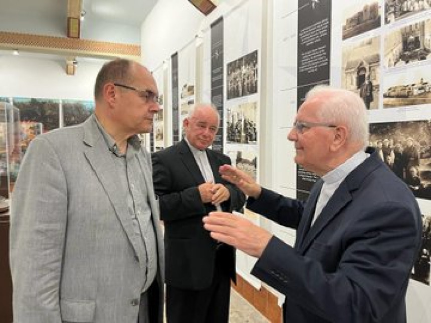 Kapitulacija i poniženje bez jaja, paradajza, stida i obraza