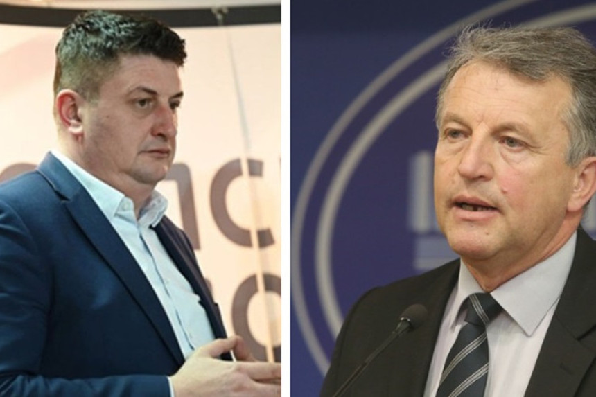 Радовић вратио мандат СДС, нови посланик Гламочак