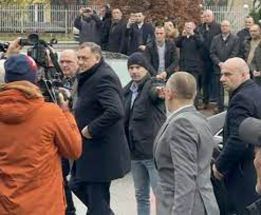 Da li se u Sudu BiH brani Srpska ili Milorad Dodik?!