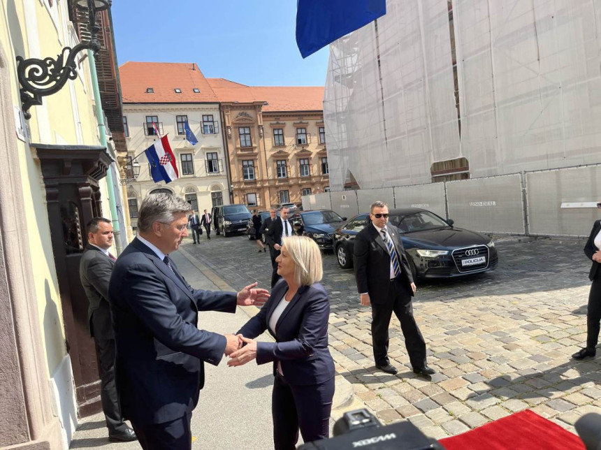 Борјана Кришто честитала побједу Пленковићу