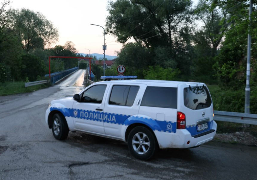Мобилни телефон власнице био у једној од торби са парама