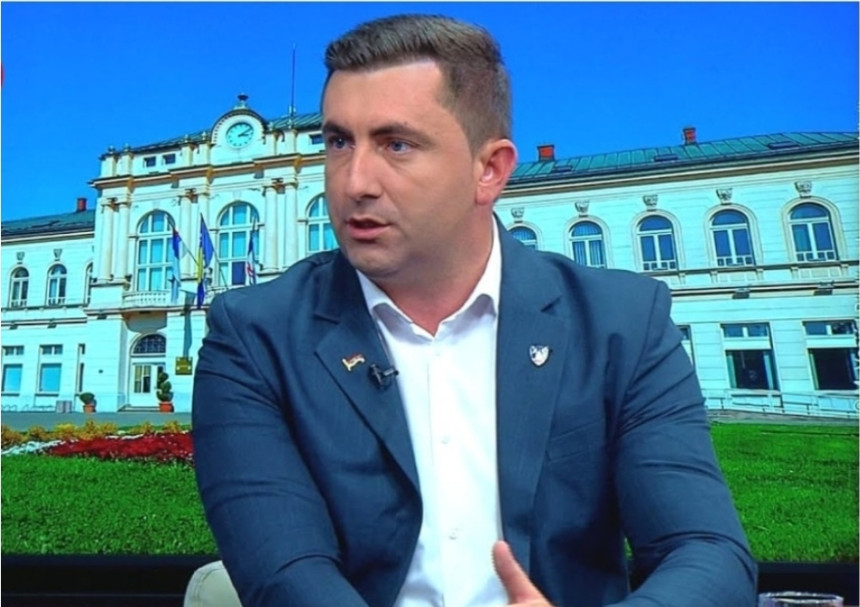 Петровић има поруку за Додика: Можда је касно да грешке исправиш, али никада није касно да престанеш да их правиш!