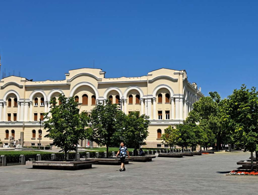 Banjalučke ulice puste, građani spas traže pored vode