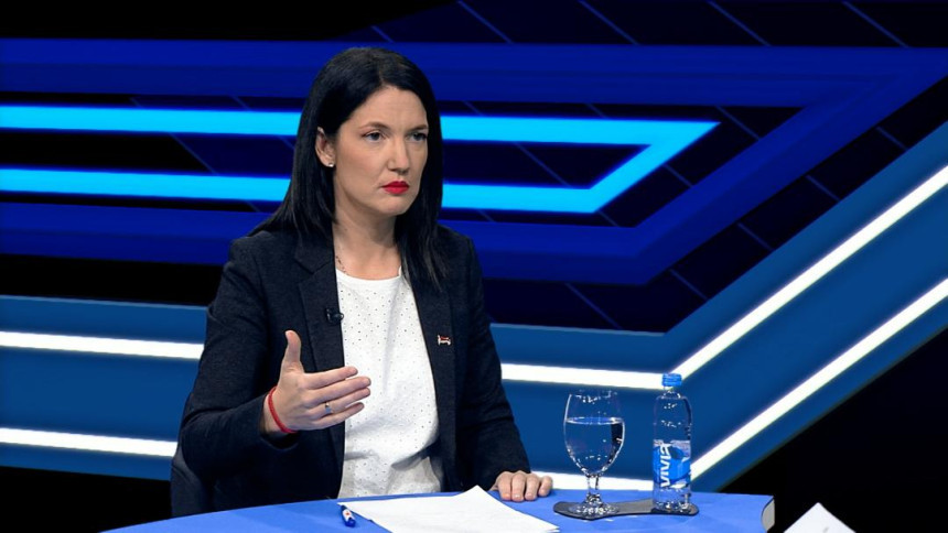 "Срам те било, Милораде, издајниче, конвертиту и бестидниче"