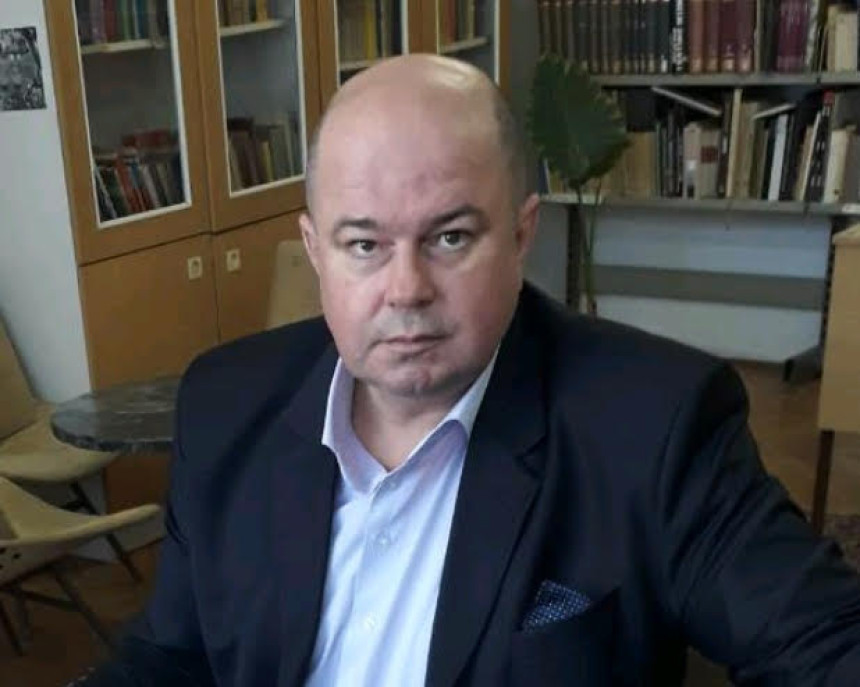 Др Милан Благојевић: Проблем је народ, а не само власт