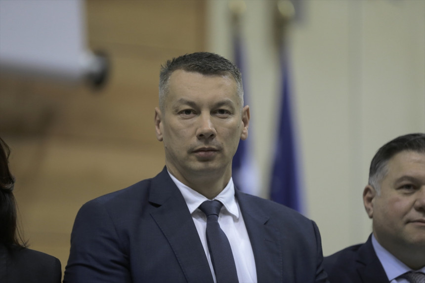 Изгласана смјена ухапшеног министра безбједности БиХ