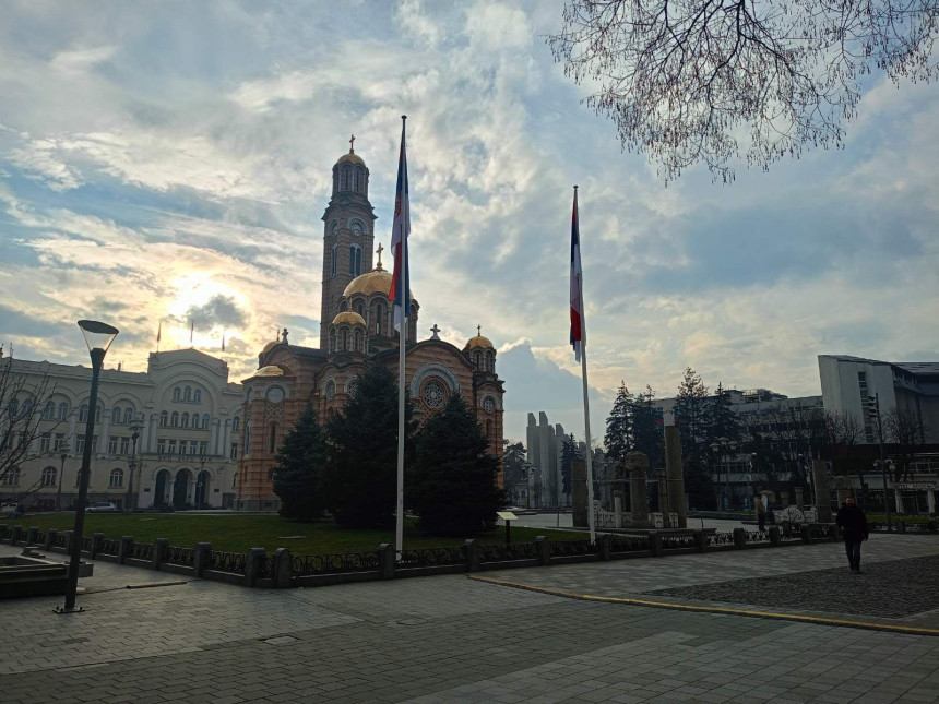 Скраћено радно вријеме у петак у Републици Српској
