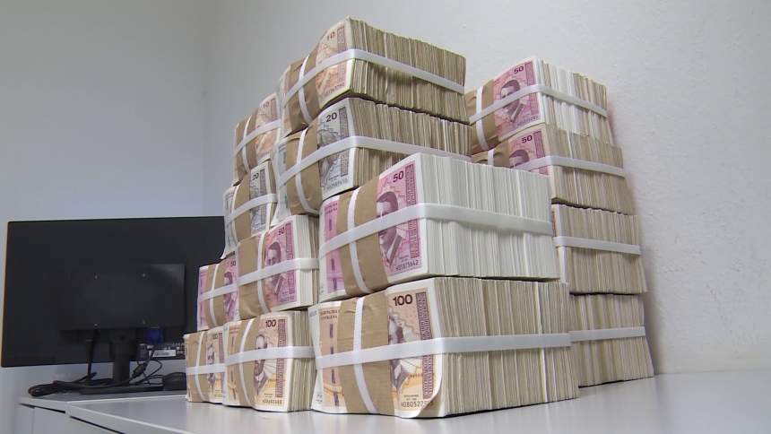 Власти у БиХ подијелиле 383 милиона КМ за 12.200 удружења, преко 1.800 повезано са странкама