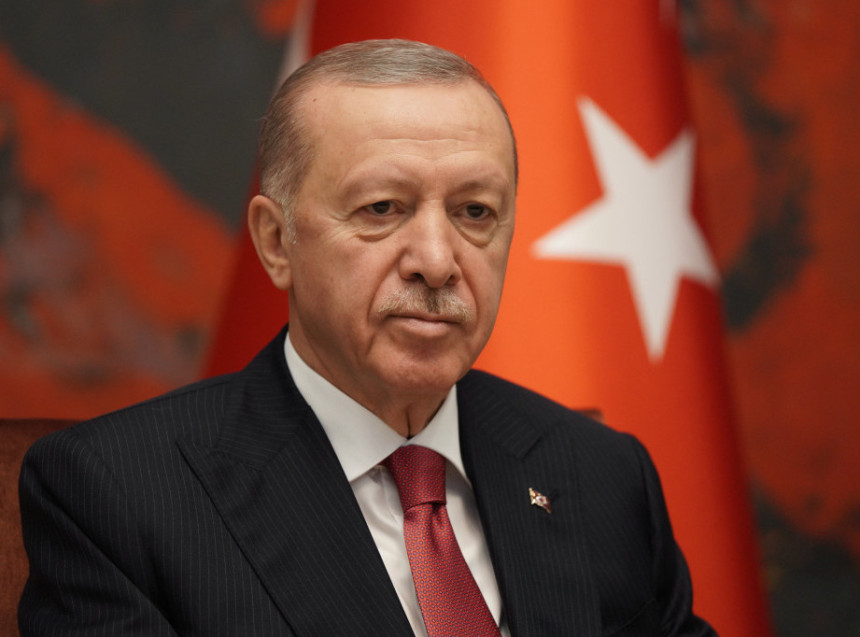 Mlada Turkinja na čelu istetovirala Erdoganove oči