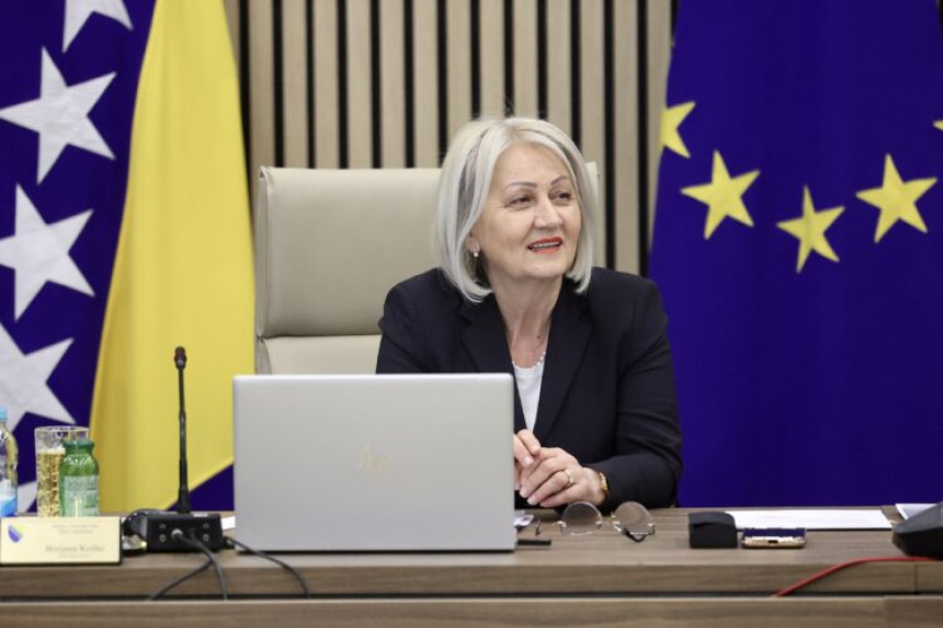 Није усвојен дневни ред, Дарко Ћулум није разријешен