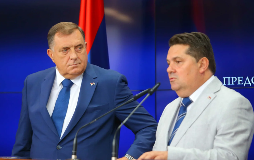 Interpol Sarajevo inicirao raspisivanje međunarodne poternice za Dodikom i Stevandićem