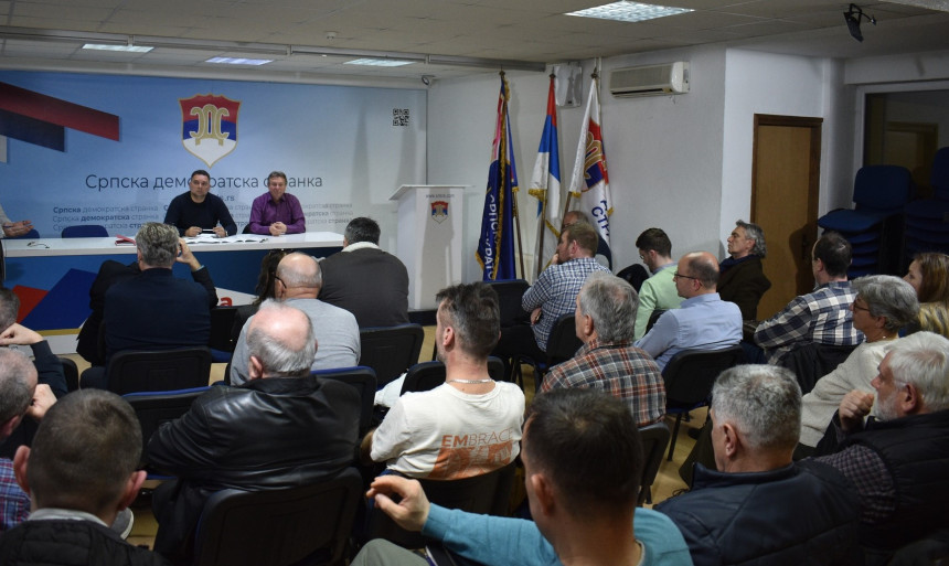 СДС: Потребна је рационализација трошкова у Бањалуци