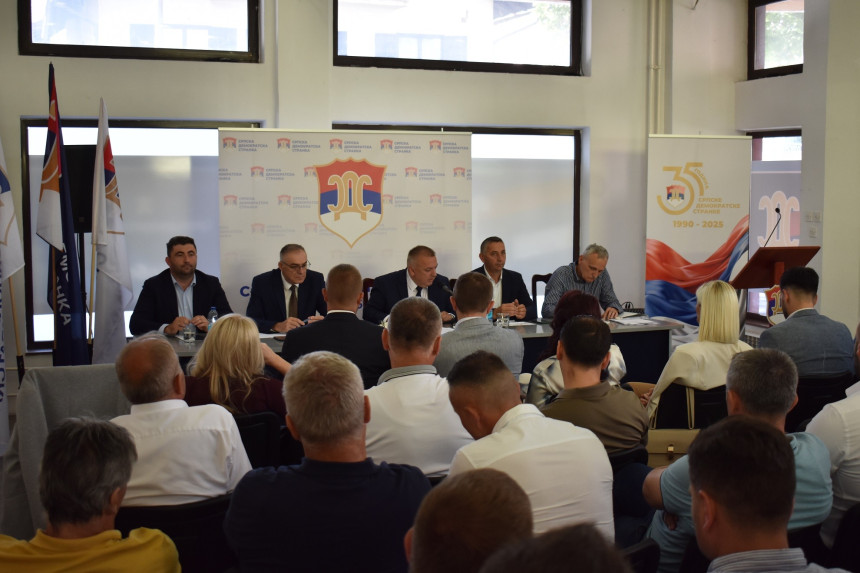 СДС данас расправља о стању у странци и повјерењу руководству