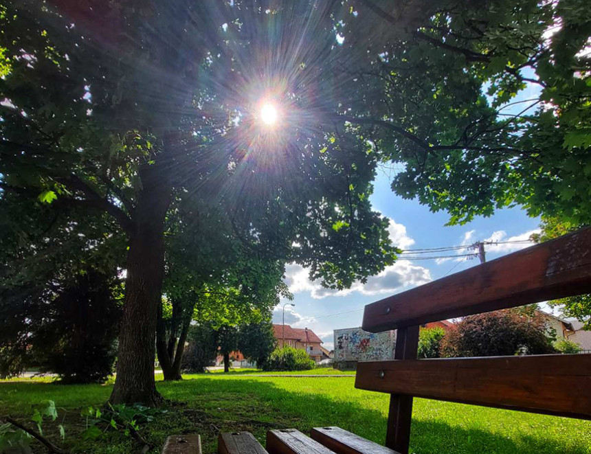 Pretežno sunčano i toplije, krajem dana naoblačenje