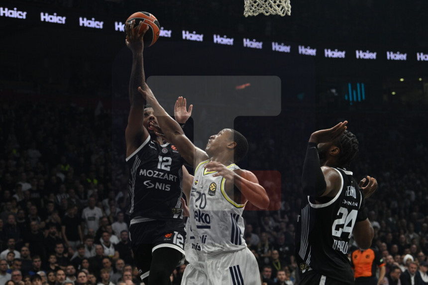 Кошаркаши Партизана поражени код куће од Фенербахчеа