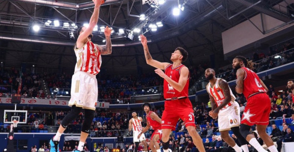 Кошаркаши Звезде за побједу против Олимпије у Милану