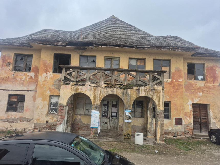 Слика и прилика гласача СНСД-а: Док они назадују, они за које гласају постају милијардери