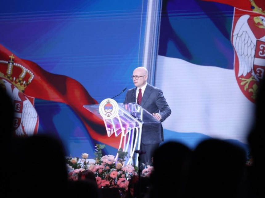 Srpski narod brani pravo na postojanje i dostojanstvo