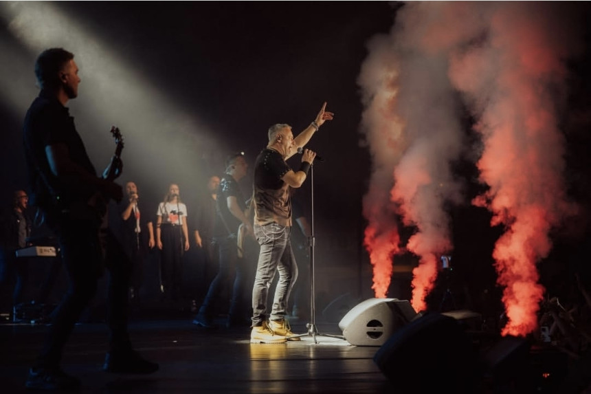 Thompson koncert posvetio "blaženom" Alojzu Stepincu