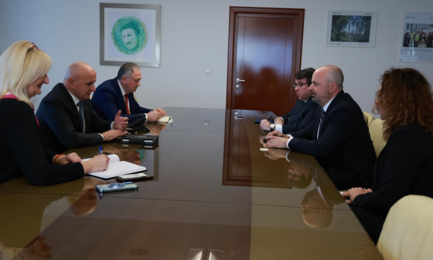 Đokić sa Ginkelom: Pozdravljamo SAD investicije