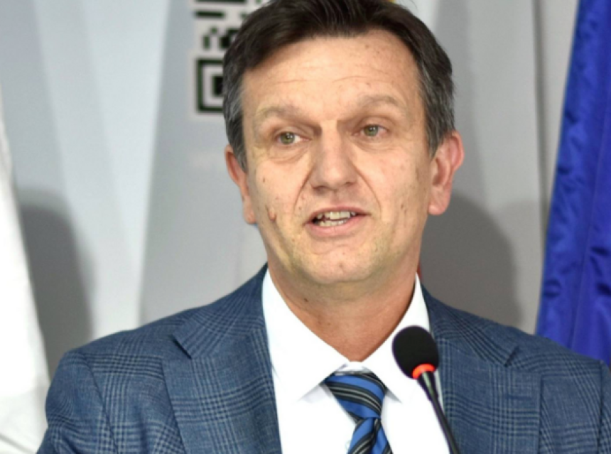 Paravac je bio uz svoj narod i zdušno je branio Srpsku