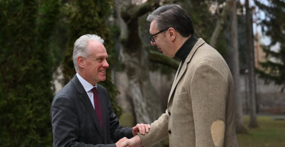 Вучић са Копманом о европском путу Србије и сарадњи са ЕУ