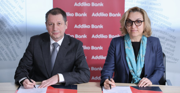 Аддико Банк и ЕБРД потписали уговор за финансирање дигиталних инвестиција уз могућност поврата од 10%