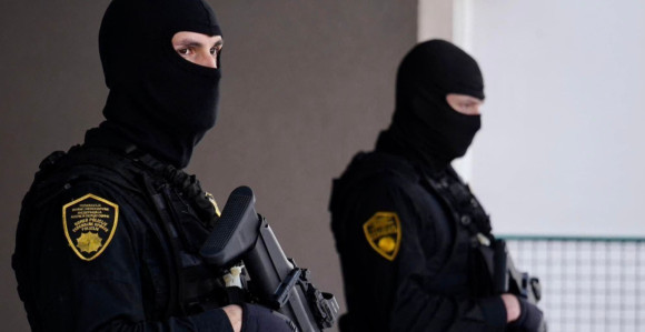 Афера стара девизна штедња: ФУП ухапсио двије особе