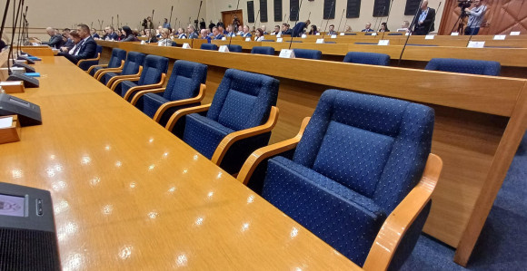 Pala i zvanično druga vlada Save Minića. Prihvaćena ostavka, sjednici nisu prisustvovali poslanici opozicije