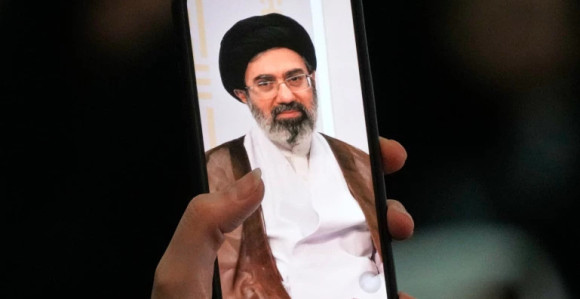 Аксиос: Мистерија око Моџтабе, ОС без потврде ко води Иран