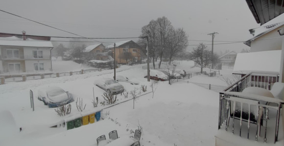 Snijeg i jak vjetar u Zagrebu, otkazana nastava u školama