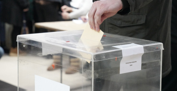 Данас локални избори у 10 општина и градова у Србији