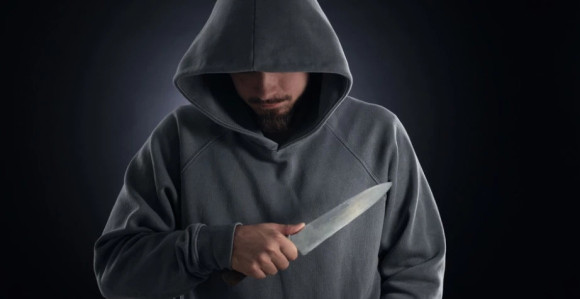 Професорка избодена у школи, други ученик јој спасио живот